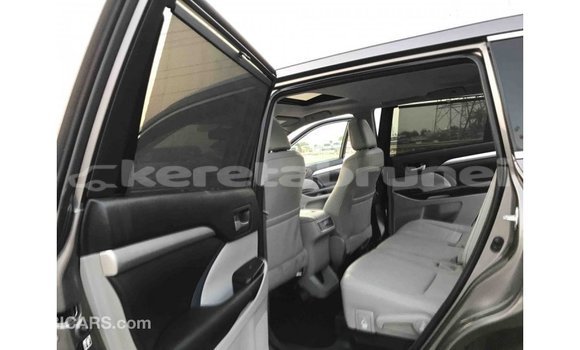 Buy Import Toyota Highlander Other Car in Import - Dubai in Belait Buy Import Toyota Highlander Other Car in Import - Dubai in Belait