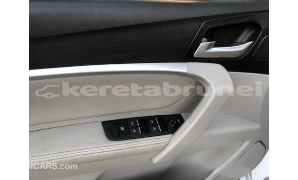 Buy Import Geely Emgrand 7 White Car in Import - Dubai in Belait Buy Import Geely Emgrand 7 White Car in Import - Dubai in Belait