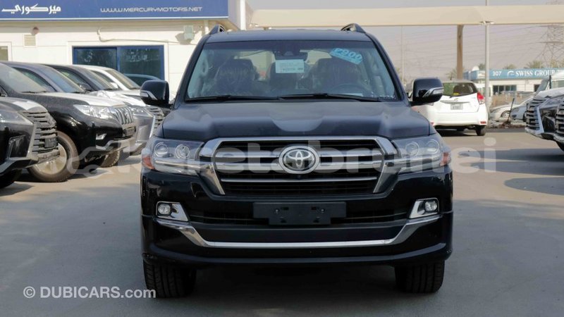 Big with watermark toyota land cruiser belait import dubai 1736