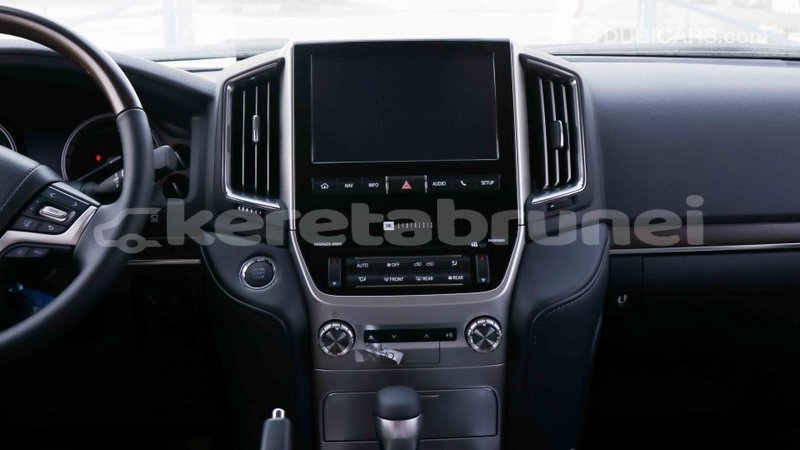 Big with watermark toyota land cruiser belait import dubai 1736