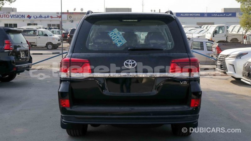 Big with watermark toyota land cruiser belait import dubai 1736