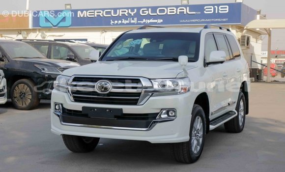Buy Import Toyota Land Cruiser White Car in Import - Dubai in Belait Buy Import Toyota Land Cruiser White Car in Import - Dubai in Belait