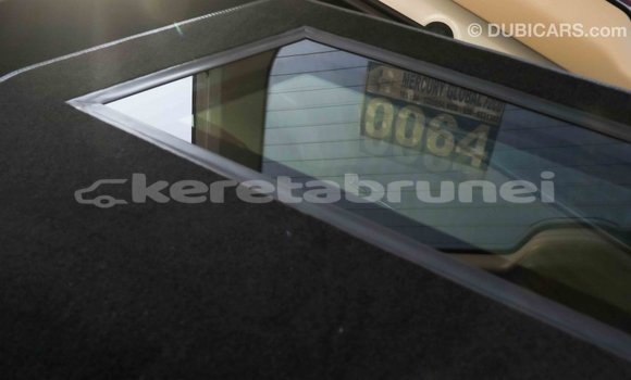 Buy Import Toyota Land Cruiser White Car in Import - Dubai in Belait Buy Import Toyota Land Cruiser White Car in Import - Dubai in Belait