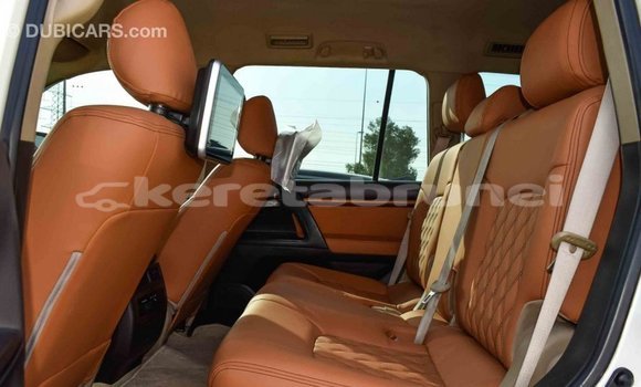 Buy Import Toyota Land Cruiser White Car in Import - Dubai in Belait Buy Import Toyota Land Cruiser White Car in Import - Dubai in Belait