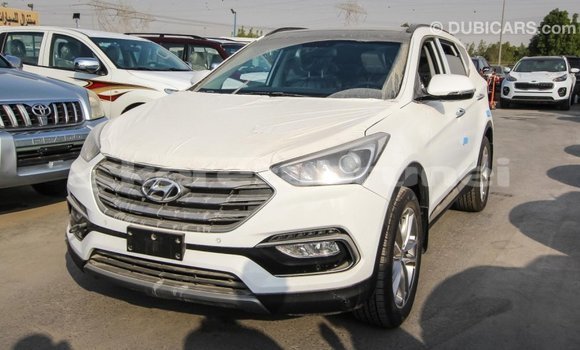 Buy Import Hyundai Santa Fe White Car in Import - Dubai in Belait Buy Import Hyundai Santa Fe White Car in Import - Dubai in Belait