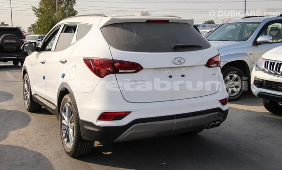 Buy Import Hyundai Santa Fe White Car in Import - Dubai in Belait Buy Import Hyundai Santa Fe White Car in Import - Dubai in Belait