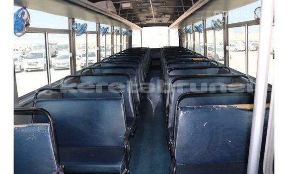 Buy Import Tata Xenon White Car in Import - Dubai in Belait