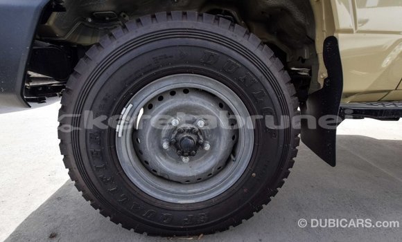 Buy Import Toyota Land Cruiser Beige Car in Import - Dubai in Belait Buy Import Toyota Land Cruiser Beige Car in Import - Dubai in Belait