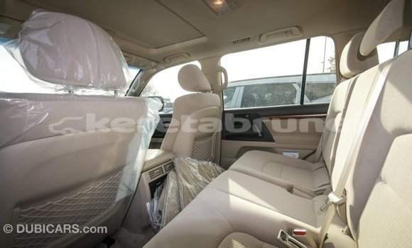 Buy Import Toyota Land Cruiser Black Car in Import - Dubai in Belait Buy Import Toyota Land Cruiser Black Car in Import - Dubai in Belait