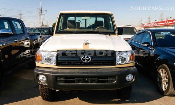 Buy Import Toyota Land Cruiser Beige Car in Import - Dubai in Belait Buy Import Toyota Land Cruiser Beige Car in Import - Dubai in Belait