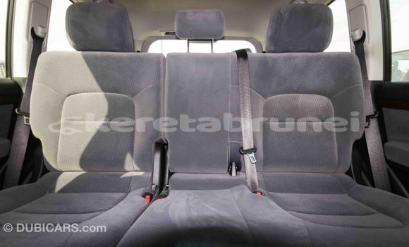Buy Import Toyota Land Cruiser White Car in Import - Dubai in Belait Buy Import Toyota Land Cruiser White Car in Import - Dubai in Belait