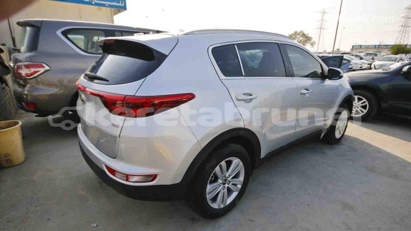 Big with watermark kia sportage belait import dubai 1771