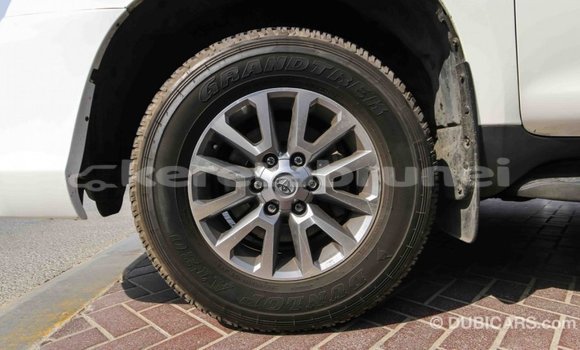 Buy Import Toyota Prado White Car in Import - Dubai in Belait Buy Import Toyota Prado White Car in Import - Dubai in Belait
