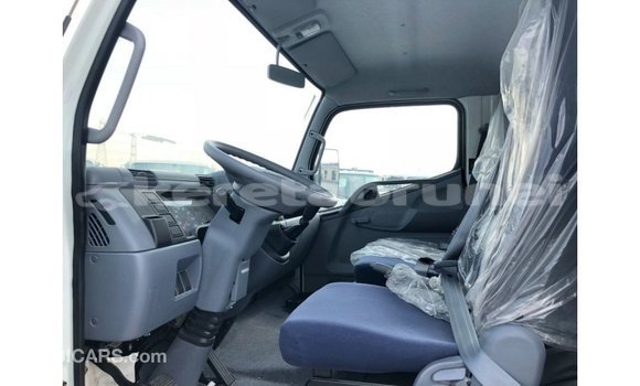 Buy Import Mitsubishi Carisma White Car in Import - Dubai in Belait Buy Import Mitsubishi Carisma White Car in Import - Dubai in Belait