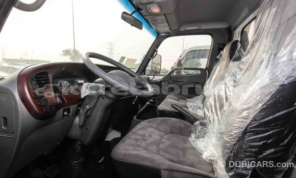 Buy Import Hyundai Accent White Car in Import - Dubai in Belait Buy Import Hyundai Accent White Car in Import - Dubai in Belait