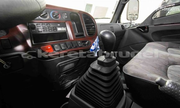 Buy Import Hyundai Accent White Car in Import - Dubai in Belait Buy Import Hyundai Accent White Car in Import - Dubai in Belait