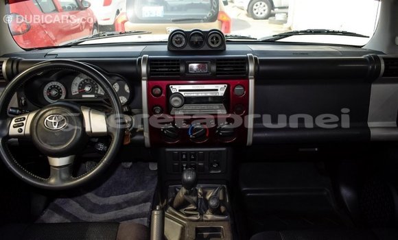 Buy Import Toyota FJ Cruiser Other Car in Import - Dubai in Belait Buy Import Toyota FJ Cruiser Other Car in Import - Dubai in Belait