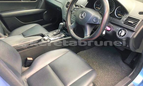 Buy Used Mercedes-Benz C-klasse Blue Car in Bandar Seri Begawan in Brunei-Muara Buy Used Mercedes-Benz C-klasse Blue Car in Bandar Seri Begawan in Brunei-Muara
