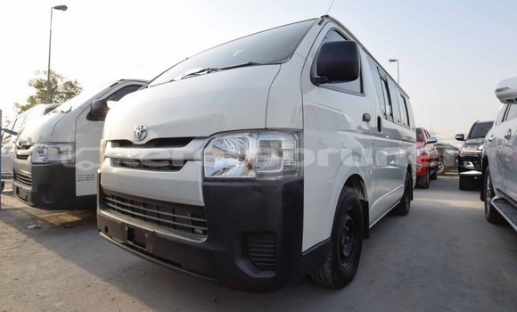 Buy Import Toyota Hiace White Car in Import - Dubai in Belait Buy Import Toyota Hiace White Car in Import - Dubai in Belait