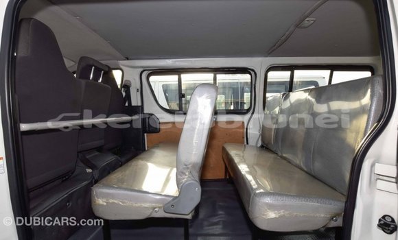 Buy Import Toyota Hiace White Car in Import - Dubai in Belait Buy Import Toyota Hiace White Car in Import - Dubai in Belait