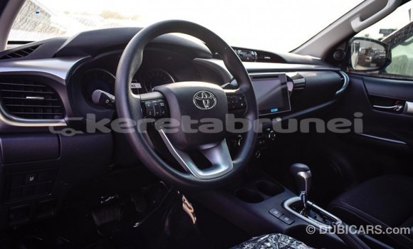 Buy Import Toyota Hilux White Car in Import - Dubai in Belait Buy Import Toyota Hilux White Car in Import - Dubai in Belait