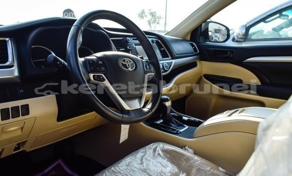 Buy Import Toyota Highlander Black Car in Import - Dubai in Belait Buy Import Toyota Highlander Black Car in Import - Dubai in Belait