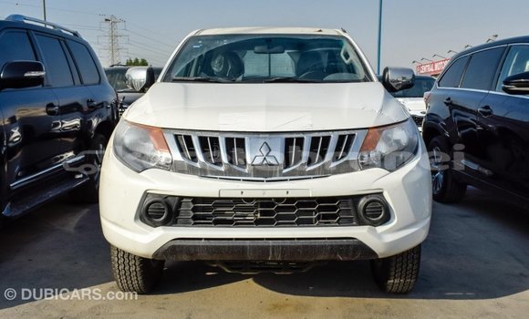 Buy Import Mitsubishi L200 White Car in Import - Dubai in Belait Buy Import Mitsubishi L200 White Car in Import - Dubai in Belait