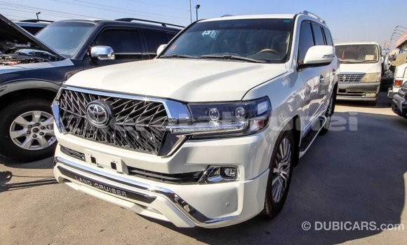 Buy Import Toyota Land Cruiser White Car in Import - Dubai in Belait Buy Import Toyota Land Cruiser White Car in Import - Dubai in Belait