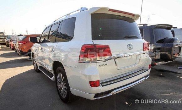 Buy Import Toyota Land Cruiser White Car in Import - Dubai in Belait Buy Import Toyota Land Cruiser White Car in Import - Dubai in Belait