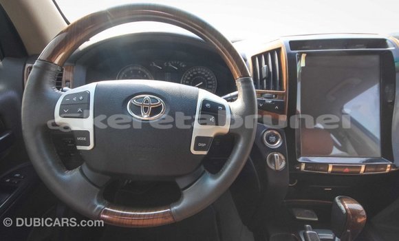Buy Import Toyota Land Cruiser Brown Car in Import - Dubai in Belait Buy Import Toyota Land Cruiser Brown Car in Import - Dubai in Belait