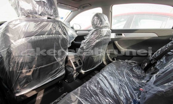 Buy Import Hyundai Sonata White Car in Import - Dubai in Belait Buy Import Hyundai Sonata White Car in Import - Dubai in Belait