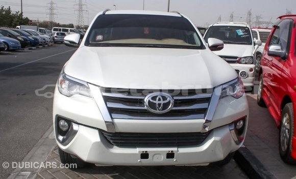 Buy Import Toyota Fortuner White Car in Import - Dubai in Belait Buy Import Toyota Fortuner White Car in Import - Dubai in Belait