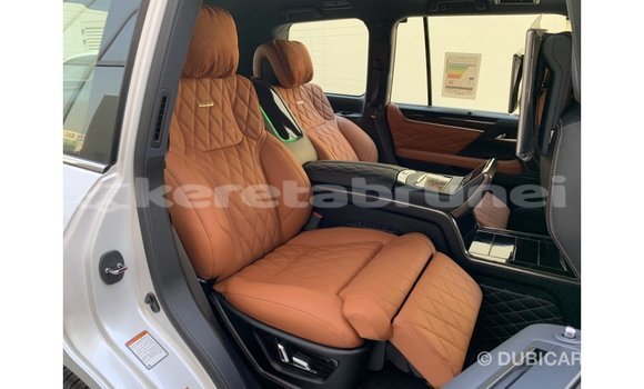 Buy Import Lexus LX White Car in Import - Dubai in Belait Buy Import Lexus LX White Car in Import - Dubai in Belait