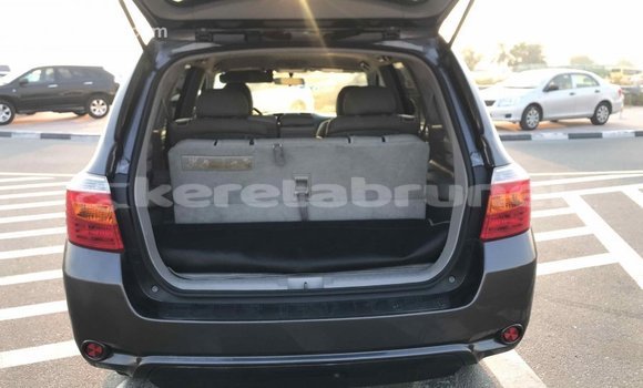 Buy Import Toyota Highlander Other Car in Import - Dubai in Belait Buy Import Toyota Highlander Other Car in Import - Dubai in Belait