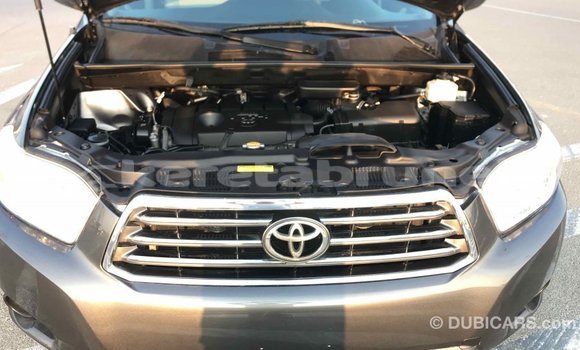 Buy Import Toyota Highlander Other Car in Import - Dubai in Belait Buy Import Toyota Highlander Other Car in Import - Dubai in Belait