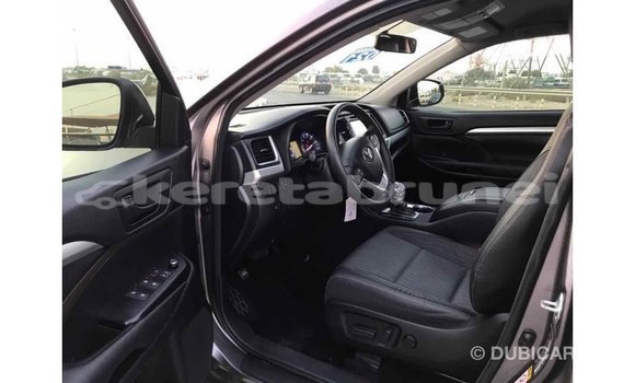 Buy Import Toyota Highlander Other Car in Import - Dubai in Belait Buy Import Toyota Highlander Other Car in Import - Dubai in Belait