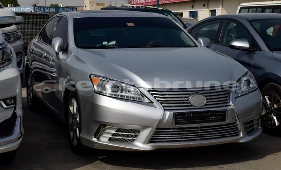 Buy Import Lexus ES Other Car in Import - Dubai in Belait Buy Import Lexus ES Other Car in Import - Dubai in Belait