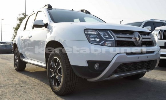 Buy Import Renault Duster White Car in Import - Dubai in Belait