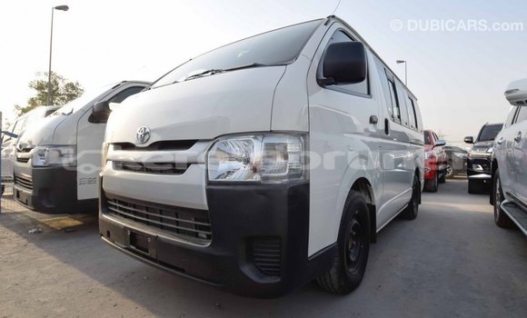 Buy Import Toyota Hiace White Car in Import - Dubai in Belait Buy Import Toyota Hiace White Car in Import - Dubai in Belait