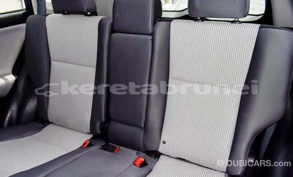 Buy Import Toyota HiAce Blue Truck in Import - Dubai in Belait Buy Import Toyota HiAce Blue Truck in Import - Dubai in Belait