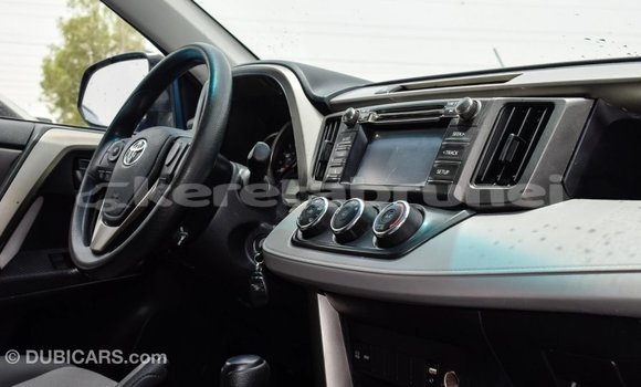 Buy Import Toyota HiAce Blue Truck in Import - Dubai in Belait Buy Import Toyota HiAce Blue Truck in Import - Dubai in Belait