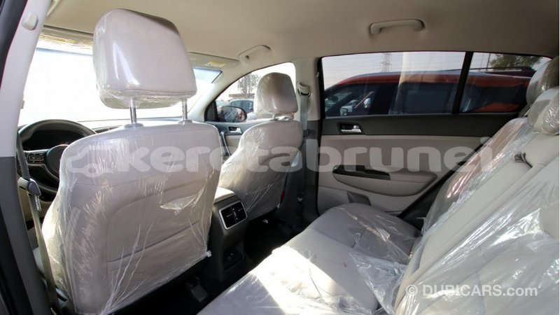 Big with watermark kia sportage belait import dubai 1865