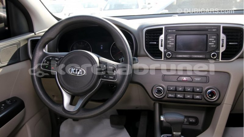 Big with watermark kia sportage belait import dubai 1865