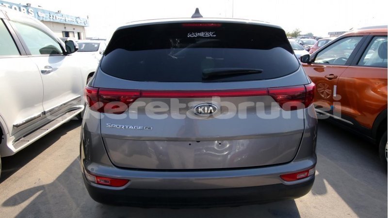Big with watermark kia sportage belait import dubai 1865