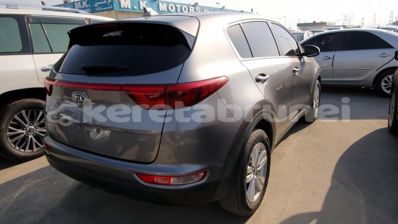 Big with watermark kia sportage belait import dubai 1865
