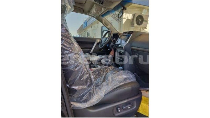 Big with watermark toyota prado belait import dubai 1877