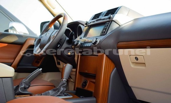 Buy Import Toyota Prado White Car in Import - Dubai in Belait Buy Import Toyota Prado White Car in Import - Dubai in Belait