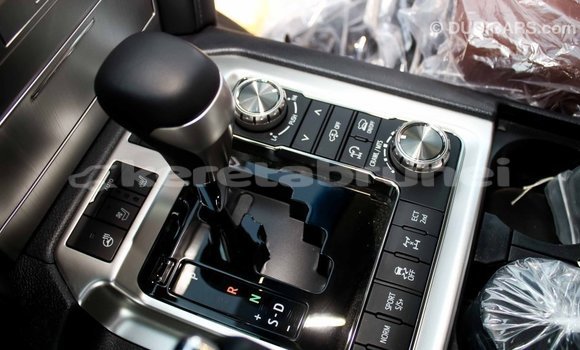 Buy Import Toyota Land Cruiser Black Car in Import - Dubai in Belait Buy Import Toyota Land Cruiser Black Car in Import - Dubai in Belait