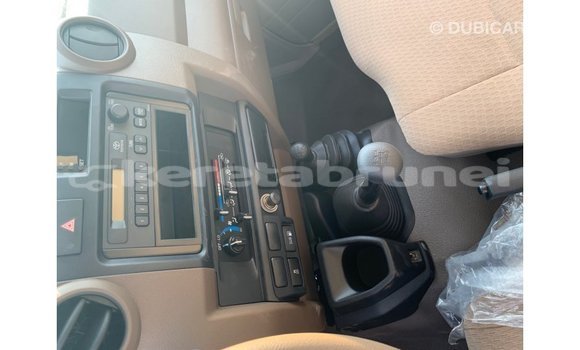 Buy Import Toyota Land Cruiser Beige Car in Import - Dubai in Belait Buy Import Toyota Land Cruiser Beige Car in Import - Dubai in Belait
