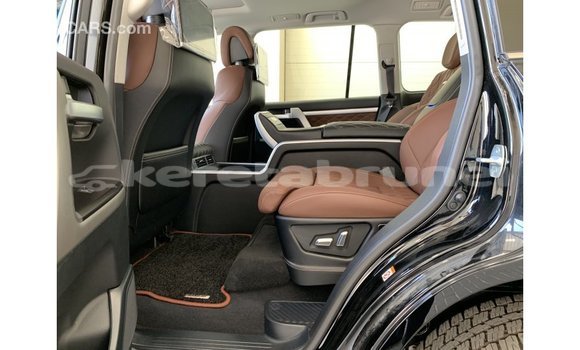 Buy Import Toyota Land Cruiser Black Car in Import - Dubai in Belait Buy Import Toyota Land Cruiser Black Car in Import - Dubai in Belait